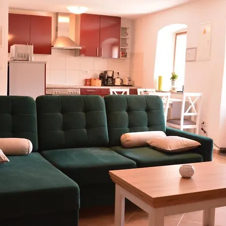Casa Ferata - Vizinada