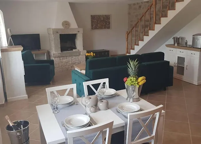 Casa Ferata - Vakantiehuis Vižinada